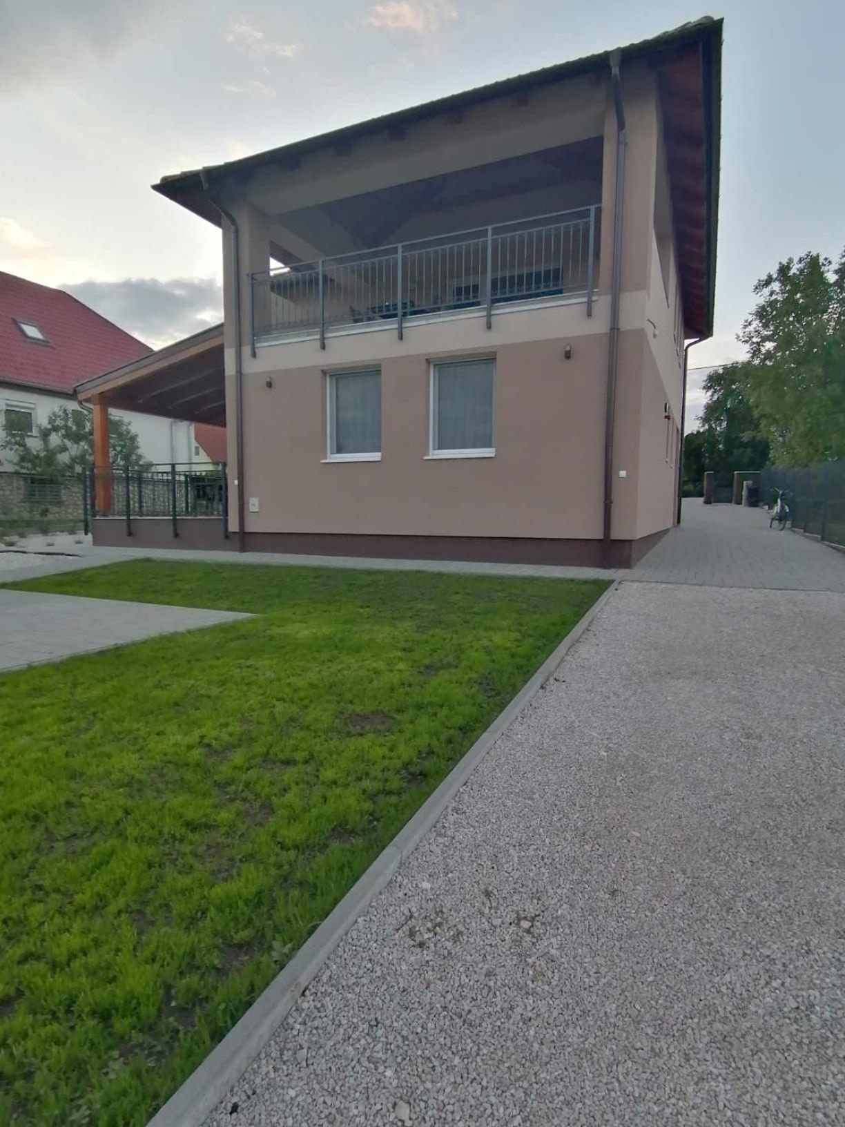 Villa Leona Gyenesdiás Exteriör bild